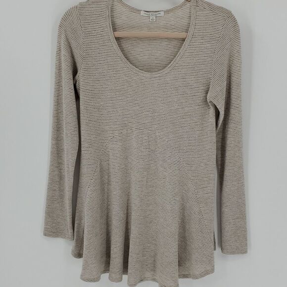 Green Envelope tunic, small. Gray pin striped.  Comfortable. - Picture 1 of 7